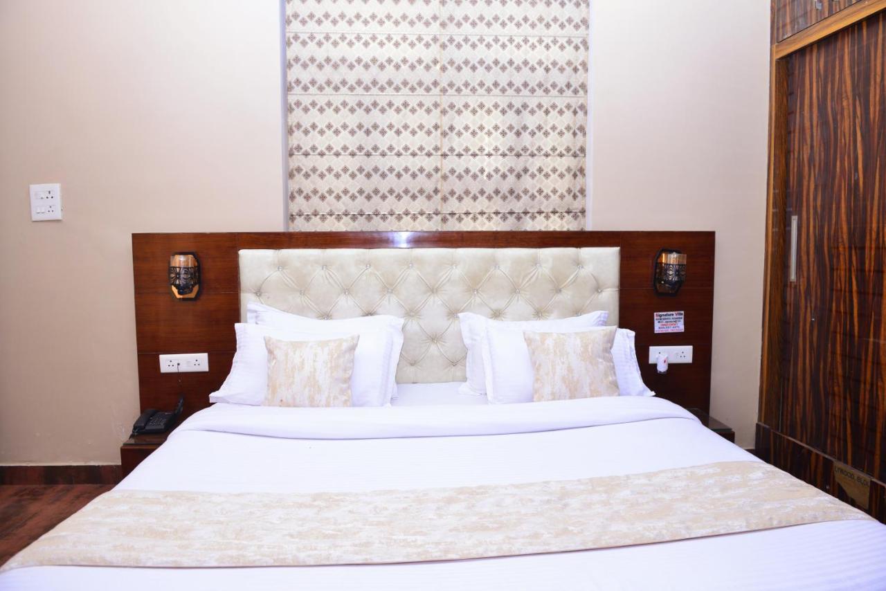 Signature Villa Сонипат Экстерьер фото